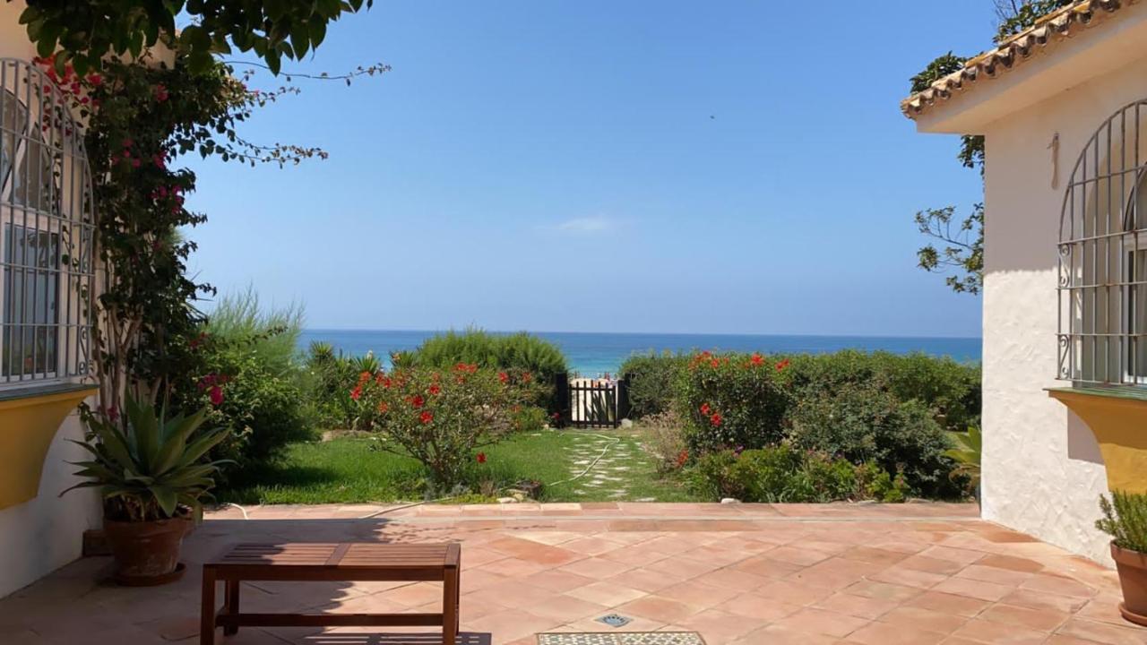 Bolonia Beach Campus Tarifa Bagian luar foto